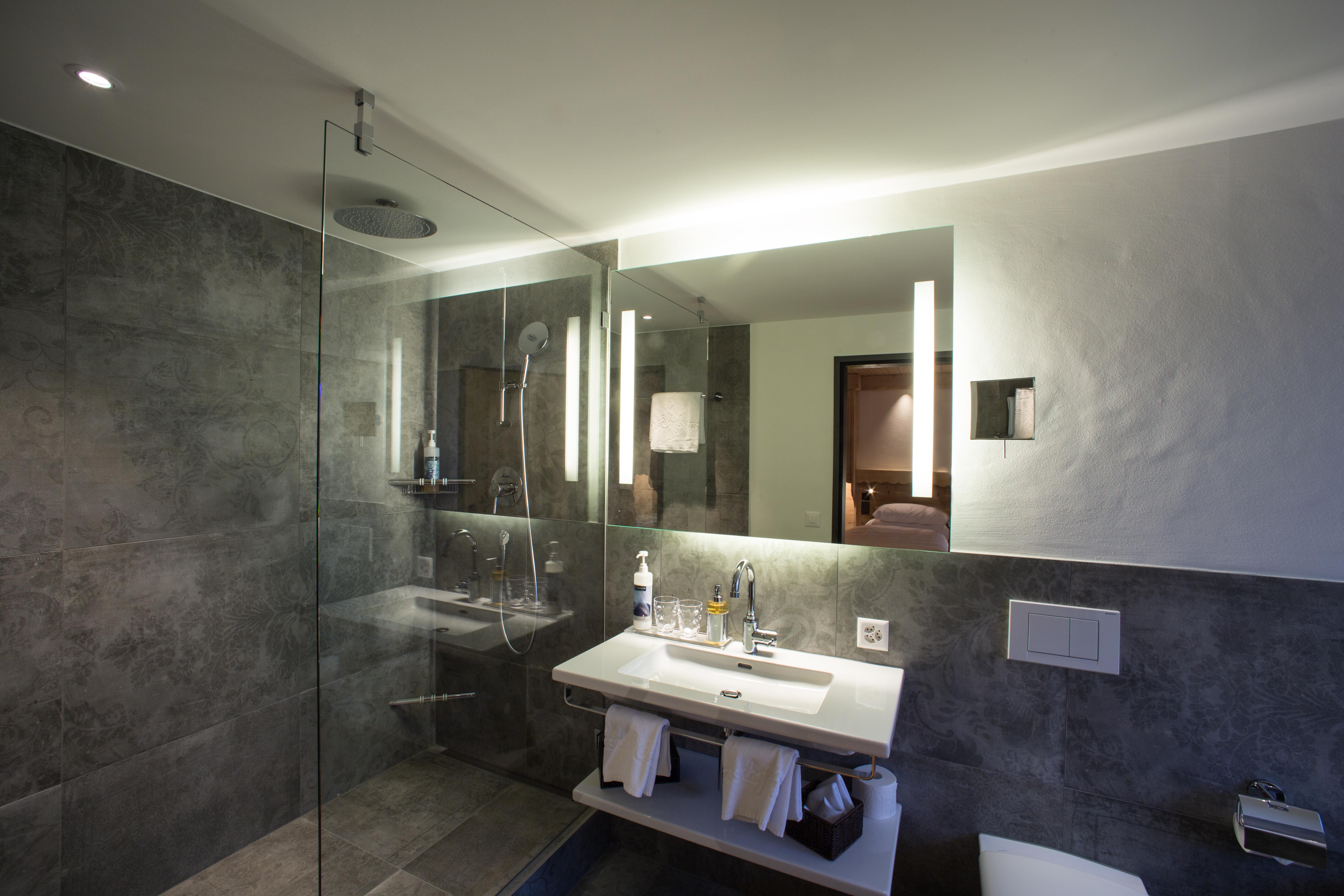 Bernerhof Swiss Quality Hotel Gstaad Eksteriør bilde